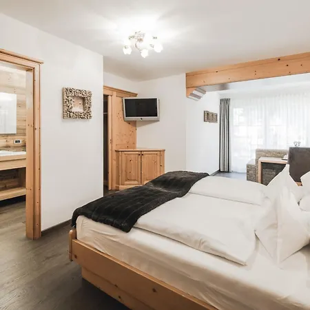 Hotel S - Dolomites Design - Adults Friendly