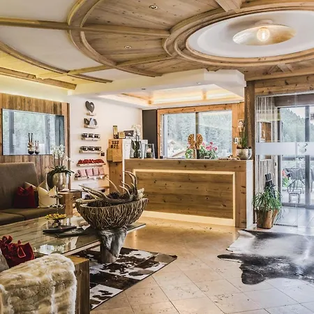 S - Dolomites Design - Adults Friendly Hotel Wolkenstein in Gröden