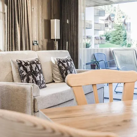 Hotel S - Dolomites Design - Adults Friendly