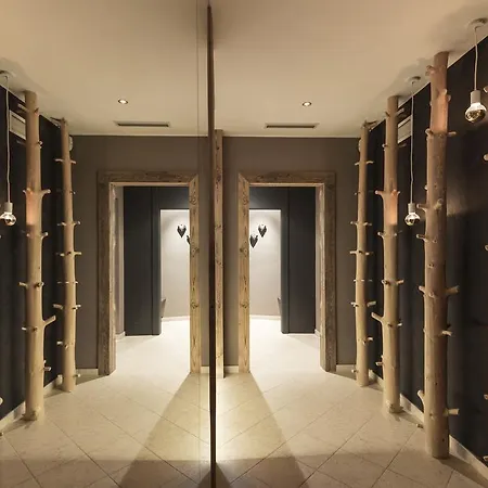 Hotel S - Dolomites Design - Adults Recommended