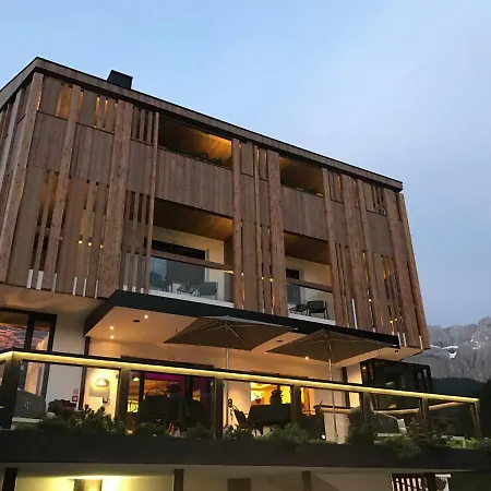 Hotel S - Dolomites Design - Adults Recommended 4*