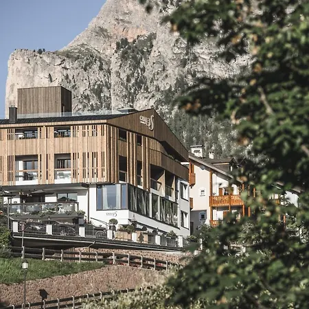 Hotell S - Dolomites Design - Adults Recommended Selva di Val Gardena